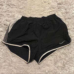 Nike Black and Gray Athletic Shorts Lightweight Breathable Design